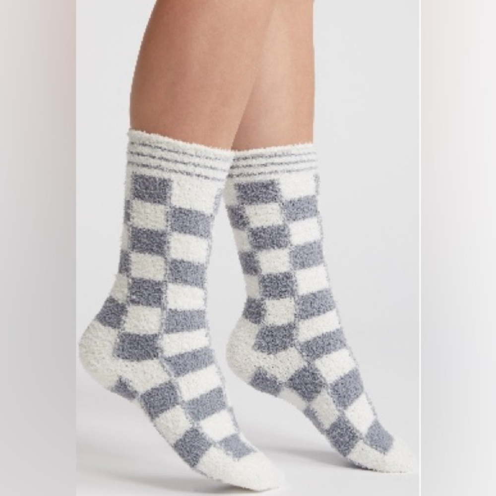 NWT Barefoot Dreams Cozy Chic checkered socks - moonbeam/pearl